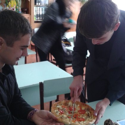  Піца приготовлена Валентином,до  проекту  "Їжа" 