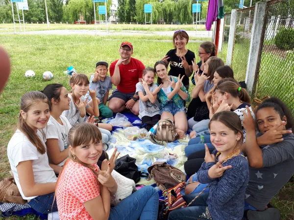  Задоволення після ігор-пікнік з Чаком
